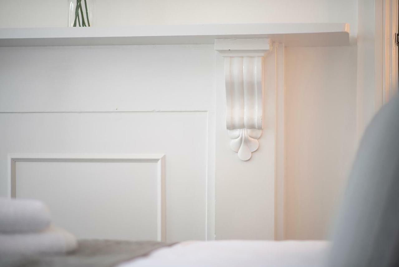 Flat A - Spacious Ground Floor, 1 Bedroom Apartment In Central Southsea, Portsmouth Ngoại thất bức ảnh
